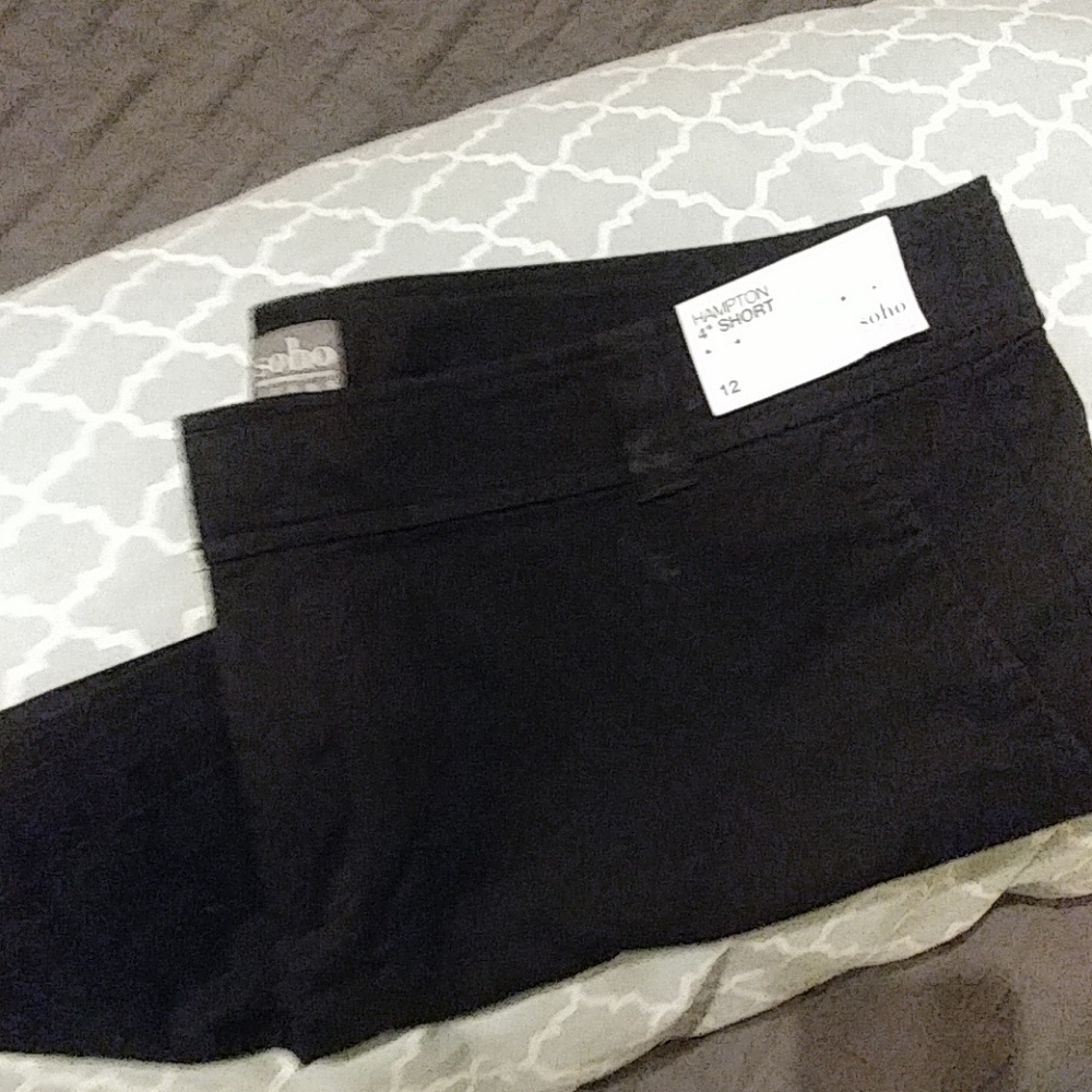 Shorts - Picture 2 of 2